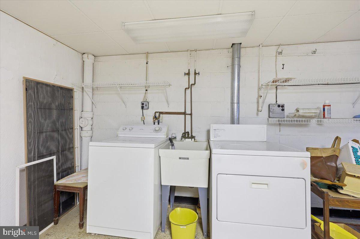 737 Colebrook Road Philadelphia, PA 19115 - Photo 27 of 33 Laundry - Basement