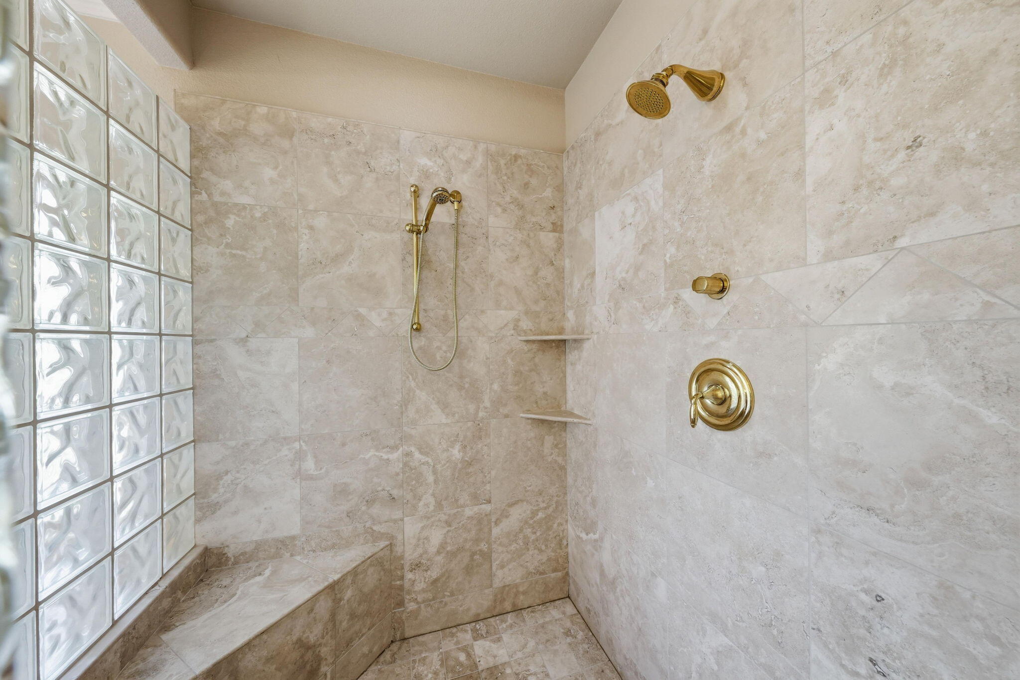 13457 Tierra Heights Road Redding, CA 96003 - Photo 30 of 56 30-web-or-mls-IMG-30