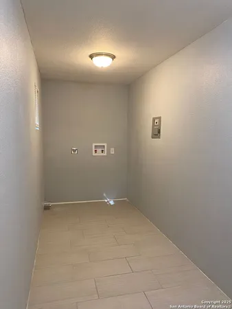 $1,350 | 820 Frank Street, San Antonio, TX 78208