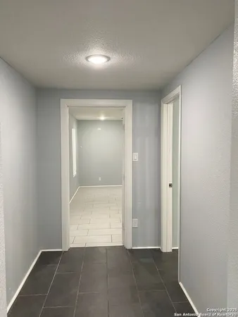 $1,350 | 820 Frank Street, San Antonio, TX 78208
