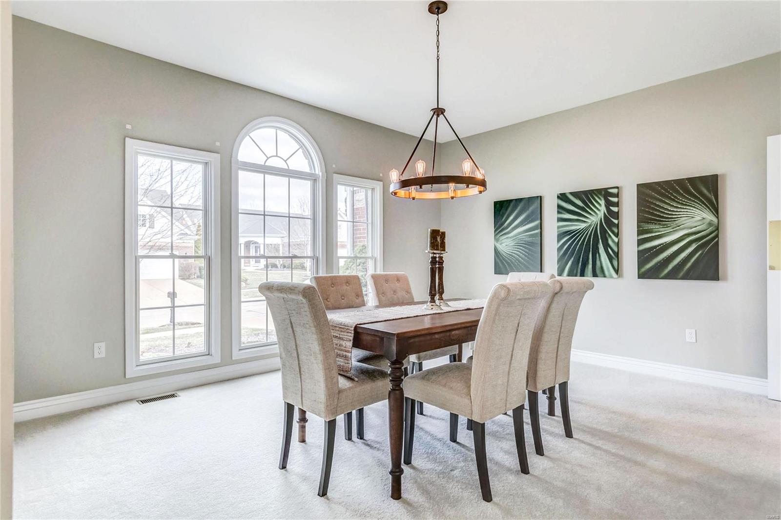 10158 Tanbridge Road St. Louis, MO 63128 - Photo 6 of 45 Gallery Image 6