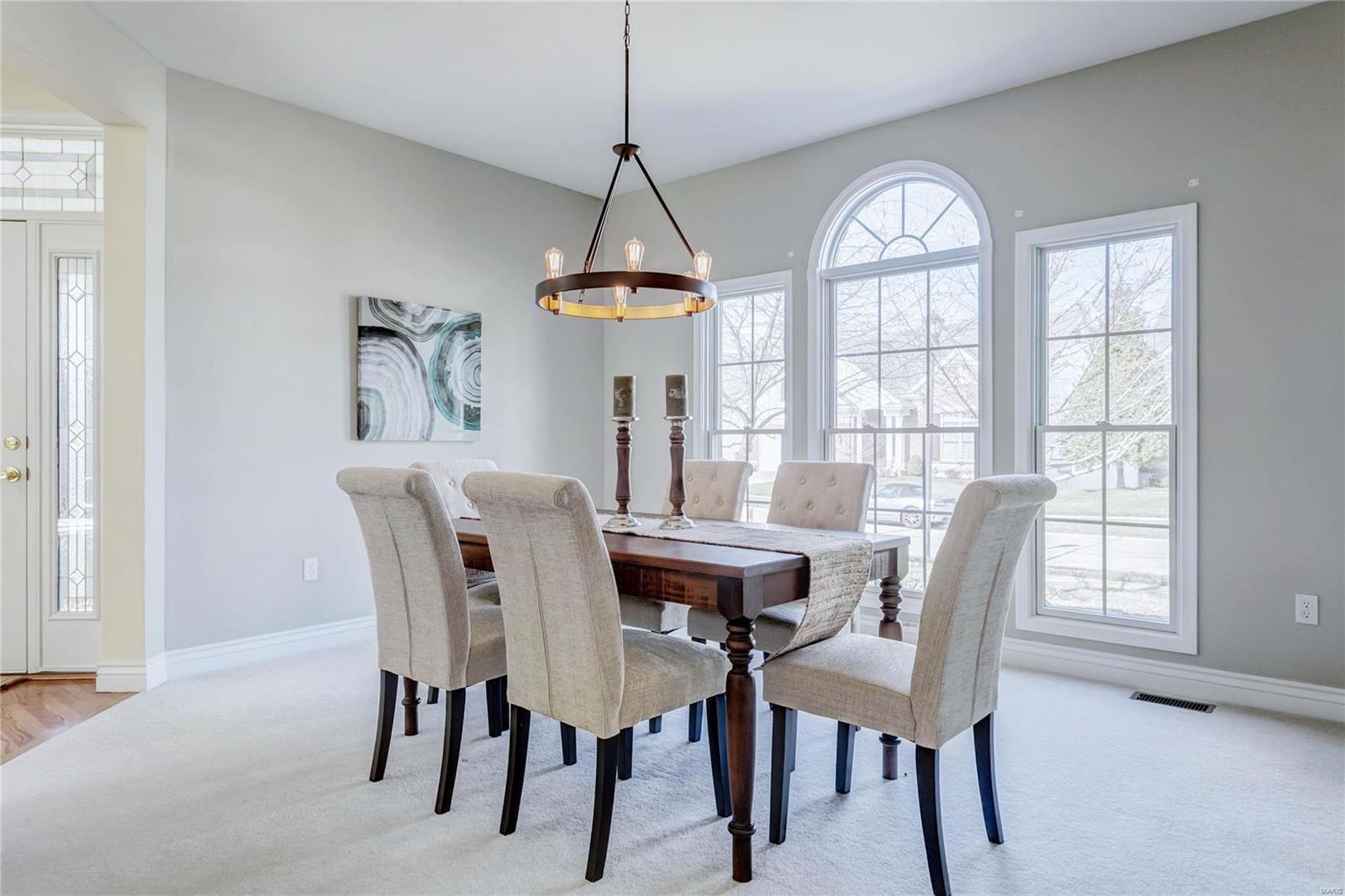 10158 Tanbridge Road St. Louis, MO 63128 - Photo 8 of 45 Gallery Image 8