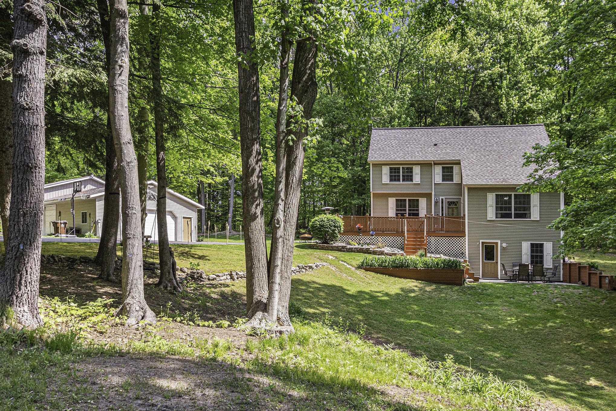 8782 West Blanchard Road Blanchard, MI 49310 - Photo 3 of 33 1907185-2.JPG