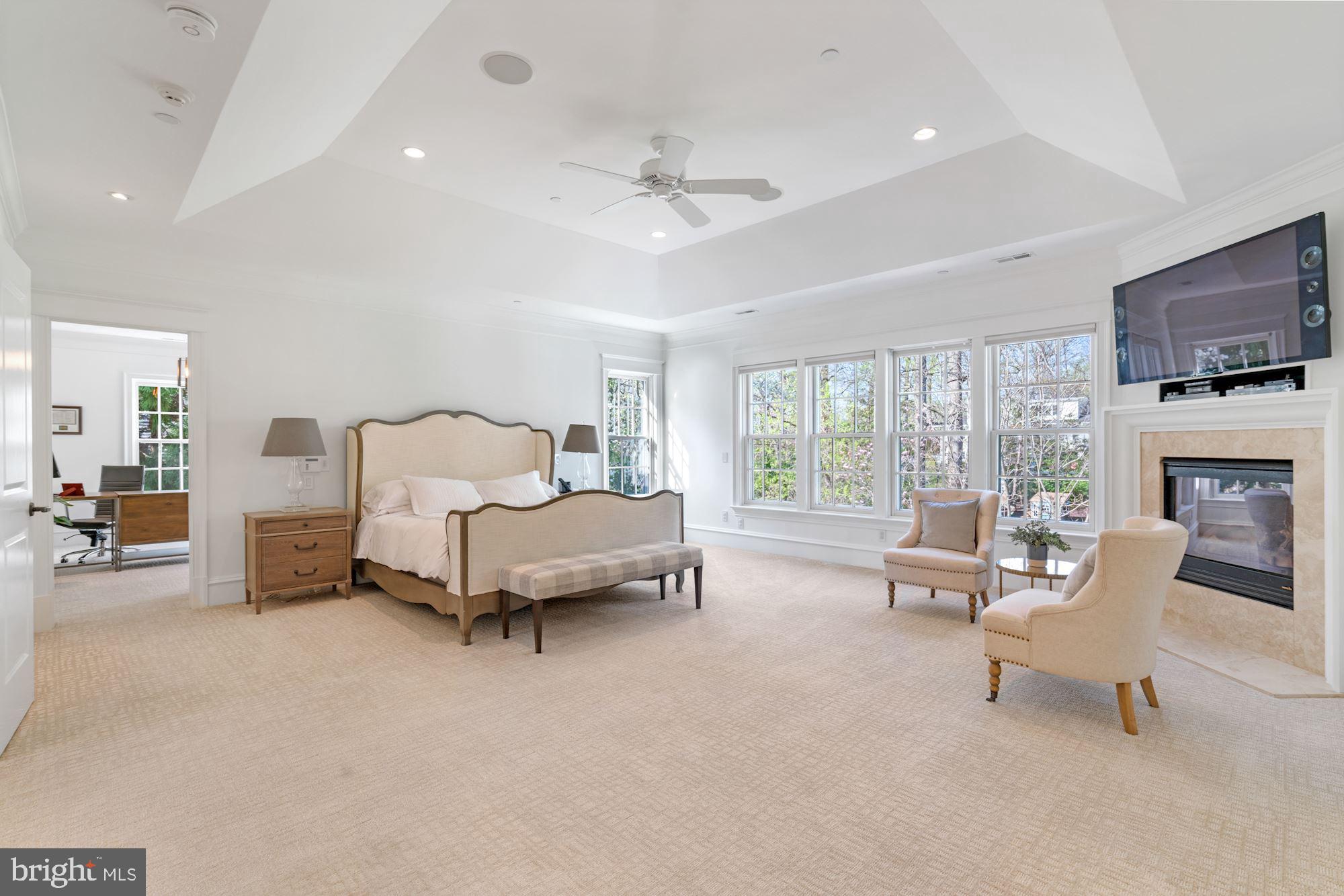 7125 Arrowood Road Bethesda, MD 20817 - Photo 29 of 71 The Owner's Suite