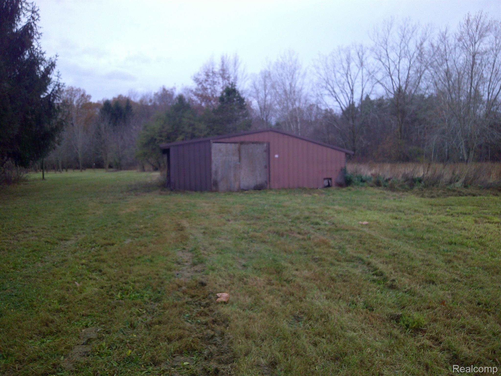 9417 North Seymour Road Montrose, MI 48457 - Photo 7 of 44 Gallery Image 7