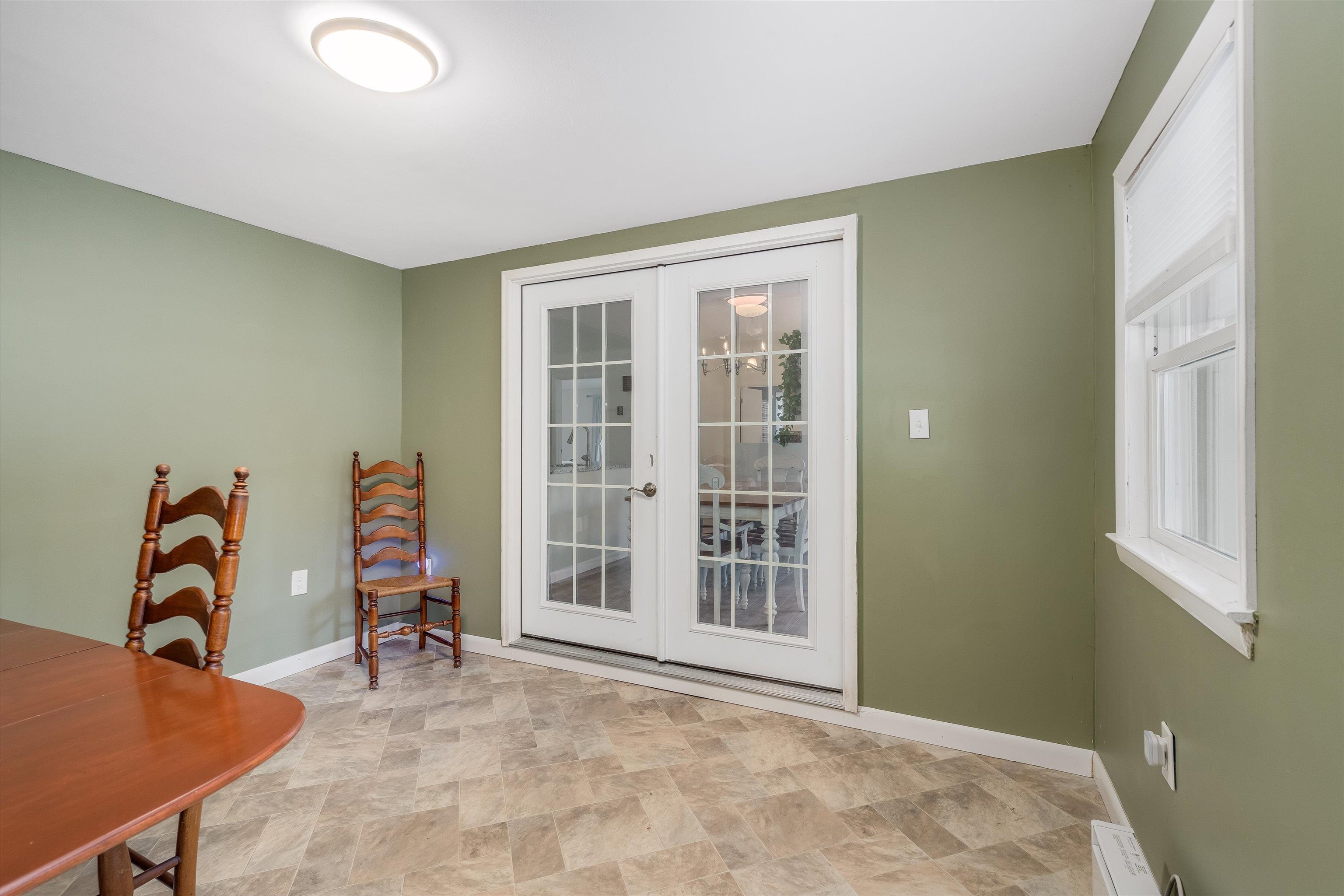 1 Johns Drive Hooksett, NH 03106 - Photo 5 of 24