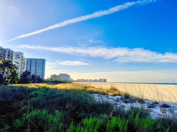 $835,000 | 180 Seaview Court, Unit 215, Marco Island, FL 34145