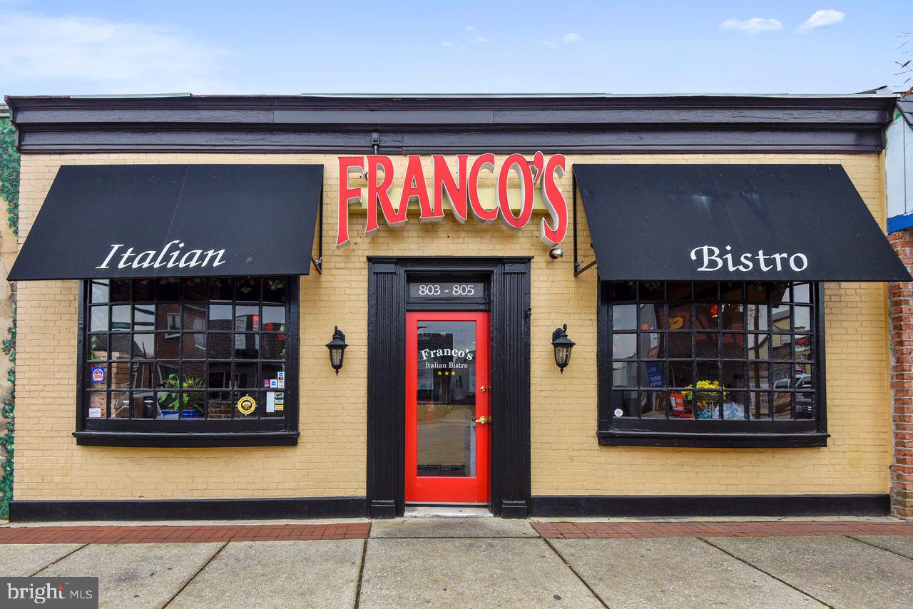 5 Stone Spring Court Baltimore, MD 21228 - Photo 103 of 117 Catonsville Restaurant