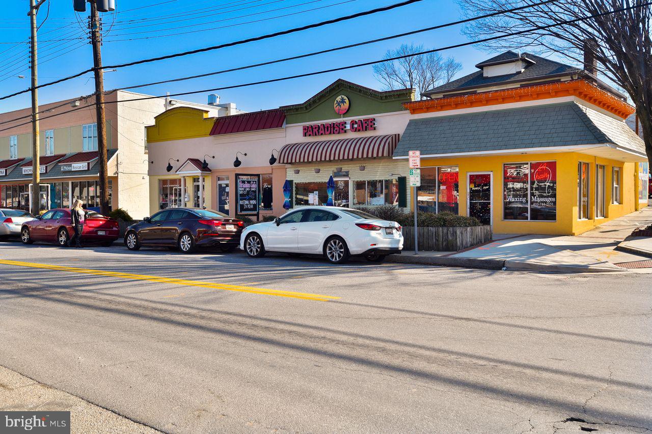 5 Stone Spring Court Baltimore, MD 21228 - Photo 108 of 117 Catonsville Local Stores