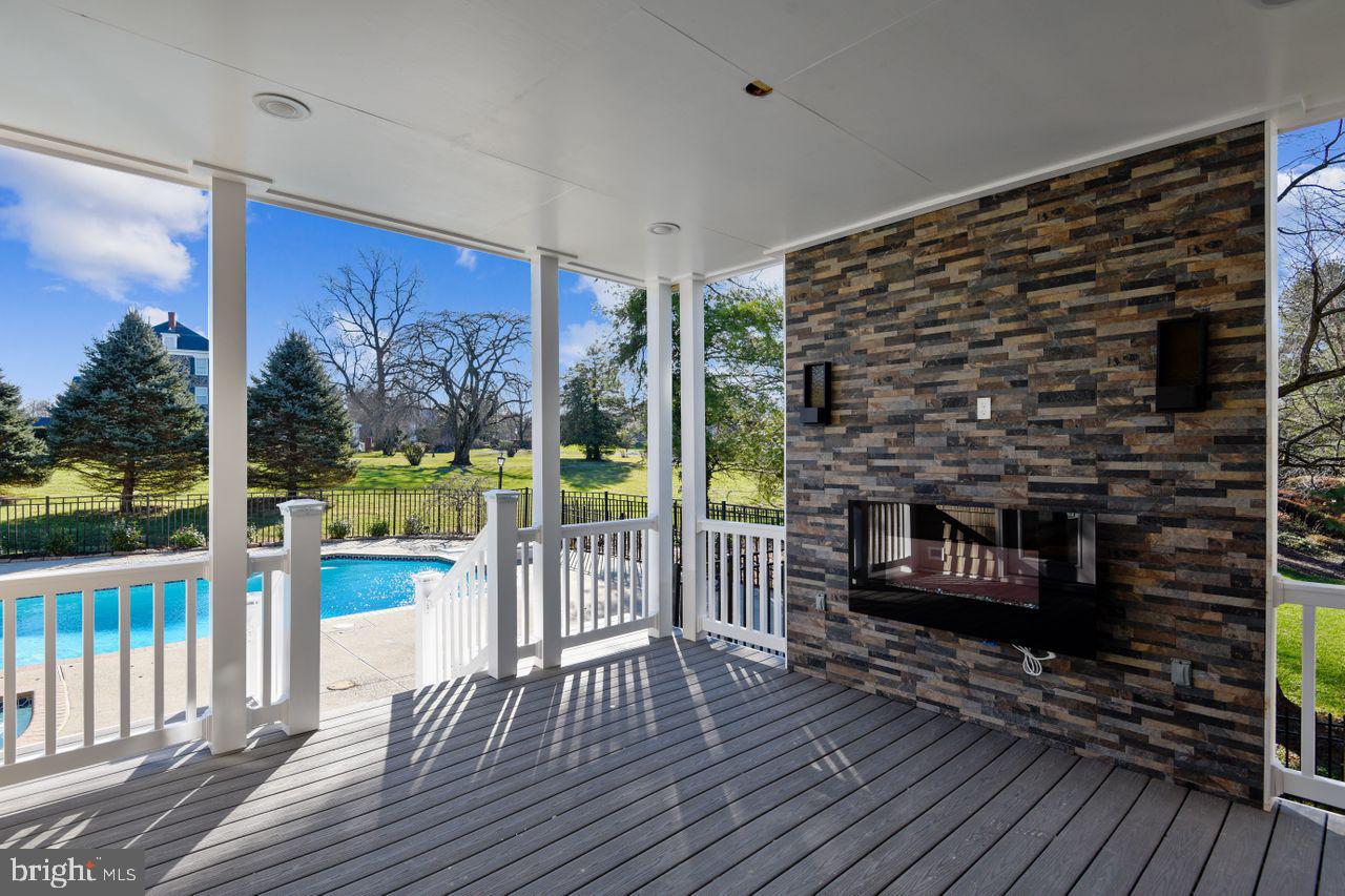 5 Stone Spring Court Baltimore, MD 21228 - Photo 21 of 117 Deck View