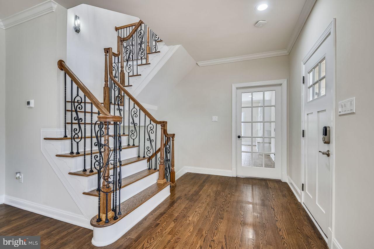 5 Stone Spring Court Baltimore, MD 21228 - Photo 34 of 117 Stairs to Basement & Second Floor