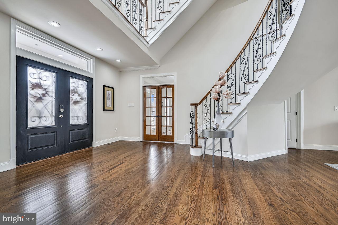 5 Stone Spring Court Baltimore, MD 21228 - Photo 5 of 117 Entrance Foyer