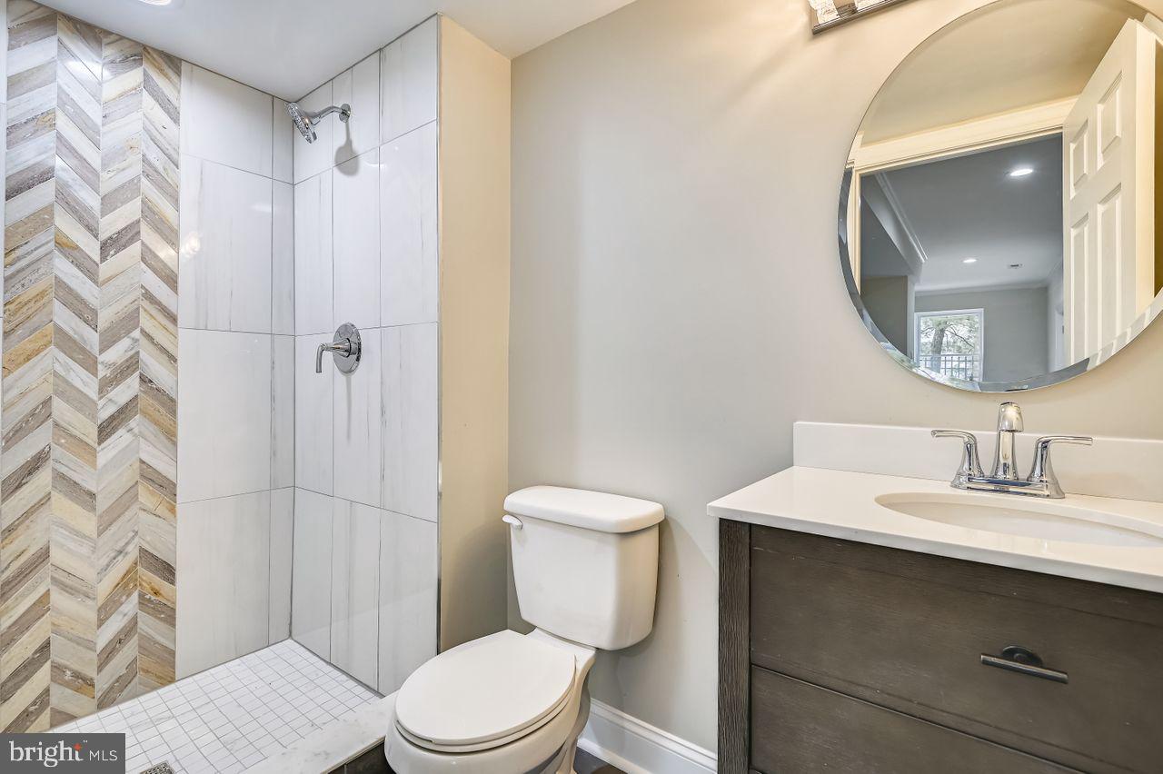 5 Stone Spring Court Baltimore, MD 21228 - Photo 88 of 117 Full Bathroom