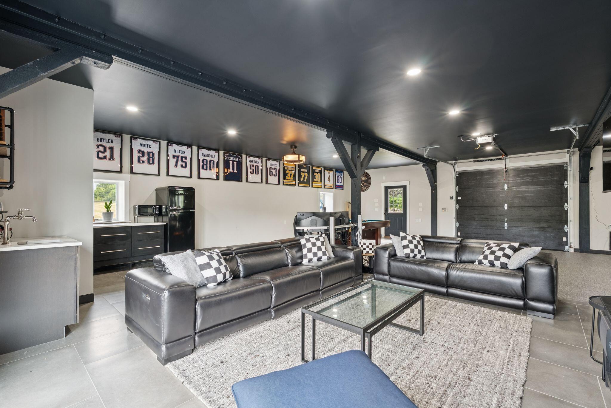 440 Blackstrap Road Falmouth, ME 04105 - Photo 10 of 69 440 Blackstrap Road