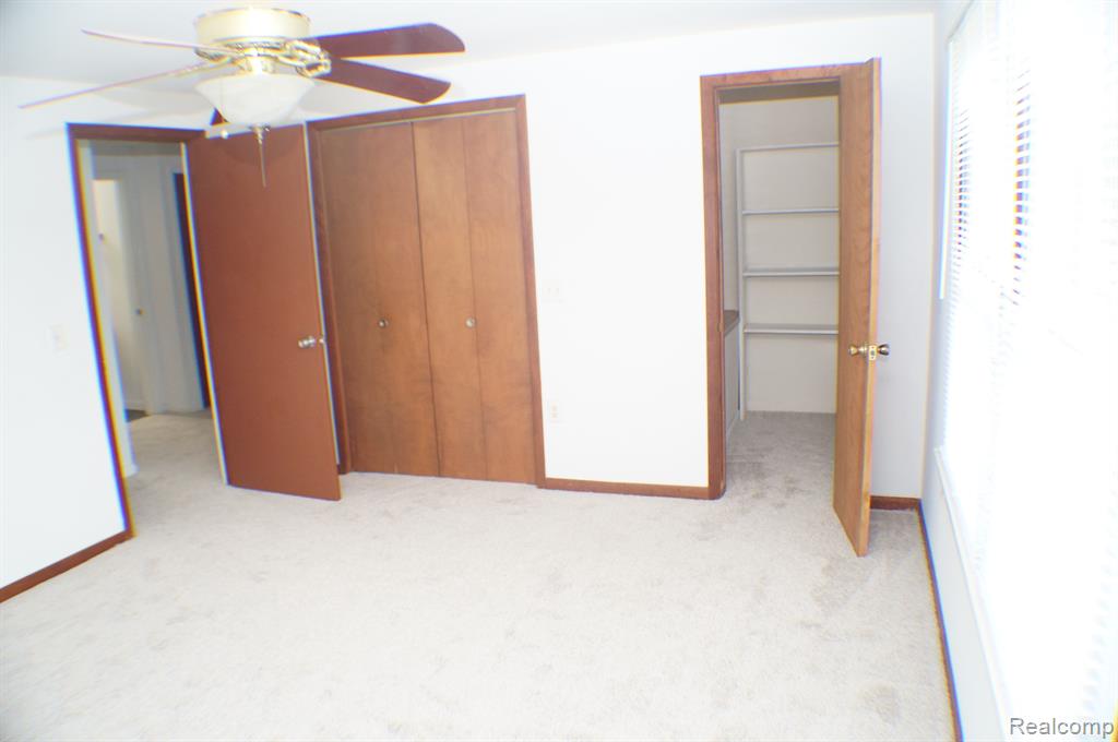 301 Nawakwa Road Rochester Hills, MI 48307 - Photo 23 of 51