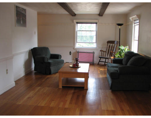 11 Hamilton Road Woburn, MA 01801 - Photo 3 of 15 Gallery Image 3
