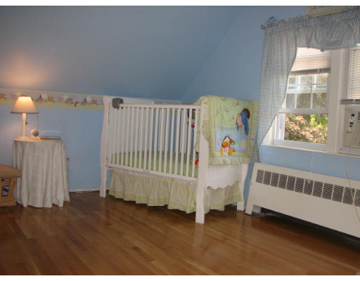 11 Hamilton Road Woburn, MA 01801 - Photo 10 of 15 Gallery Image 10