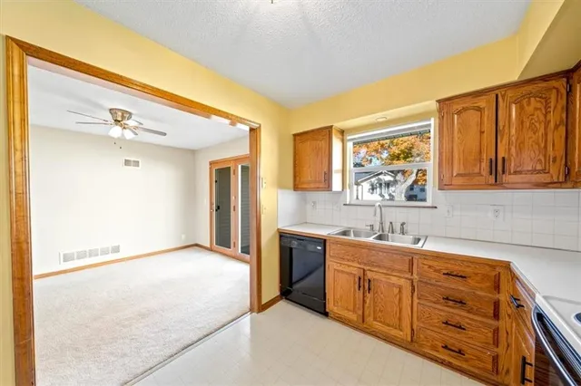 $195,000 | 11802 East 47th Terrace, Kansas City, MO 64133