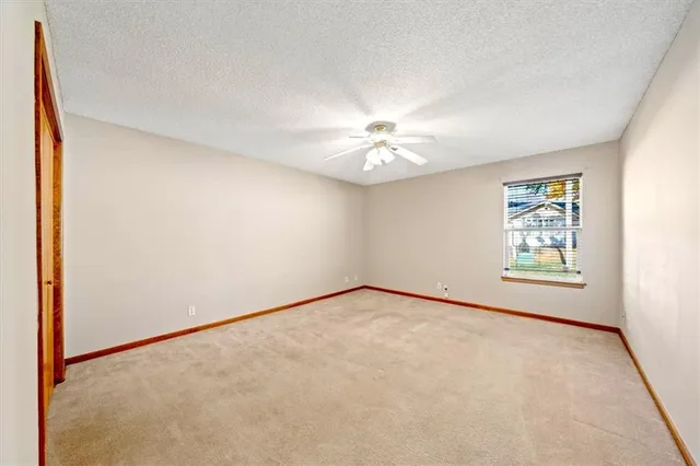 $195,000 | 11802 East 47th Terrace, Kansas City, MO 64133