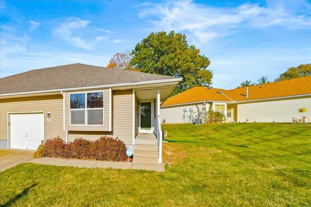 $195,000 | 11802 East 47th Terrace, Kansas City, MO 64133