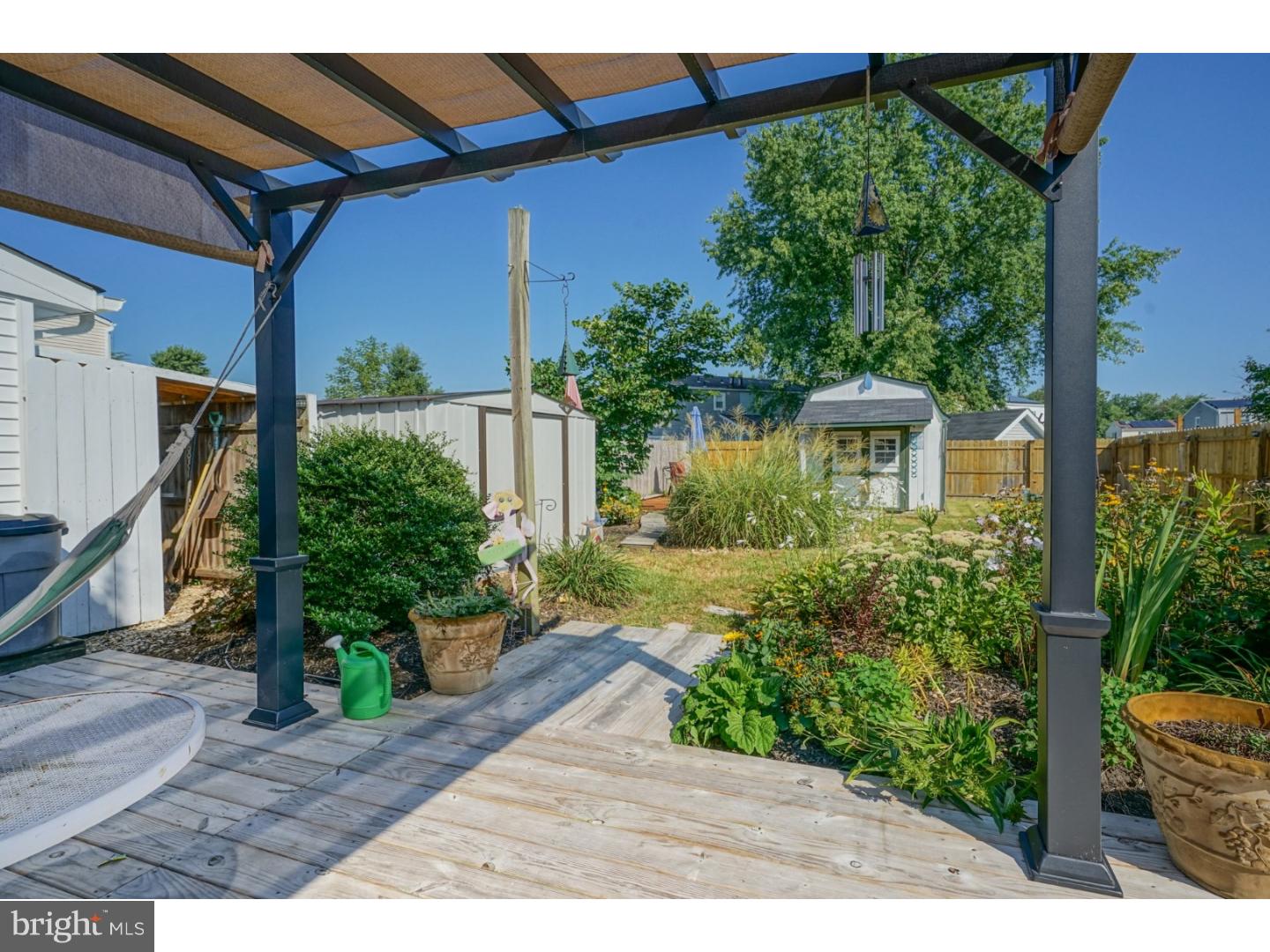 67 Farmhouse Road Sicklerville, NJ 08081 - Photo 2 of 20 Deck