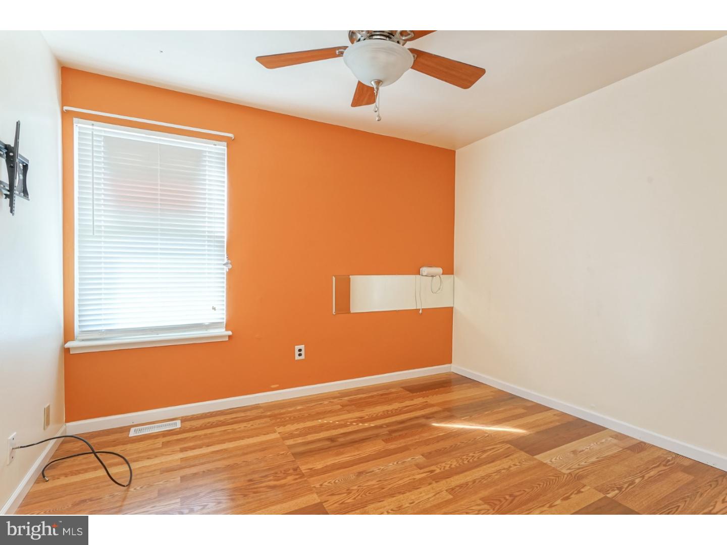 67 Farmhouse Road Sicklerville, NJ 08081 - Photo 12 of 20 Bedroom
