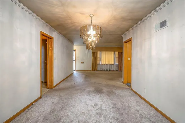 $179,500 | 7806 Campbell Street, Kansas City, MO 64131