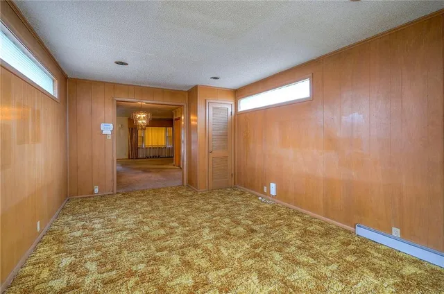 $179,500 | 7806 Campbell Street, Kansas City, MO 64131