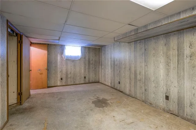 $179,500 | 7806 Campbell Street, Kansas City, MO 64131