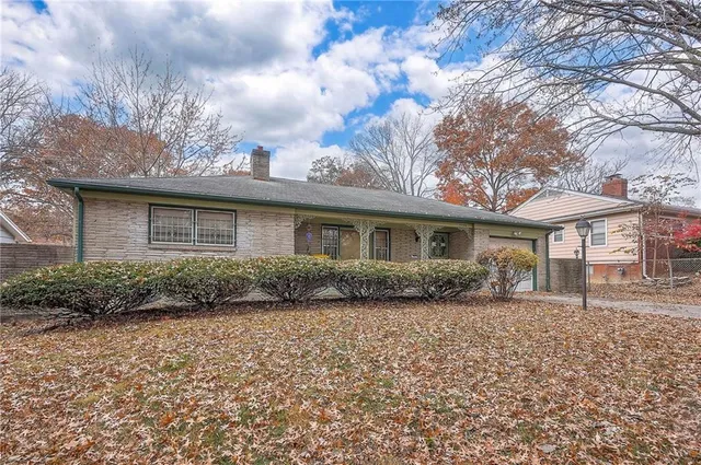 $179,500 | 7806 Campbell Street, Kansas City, MO 64131