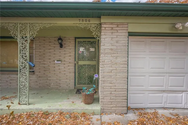 $179,500 | 7806 Campbell Street, Kansas City, MO 64131