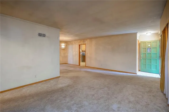 $179,500 | 7806 Campbell Street, Kansas City, MO 64131