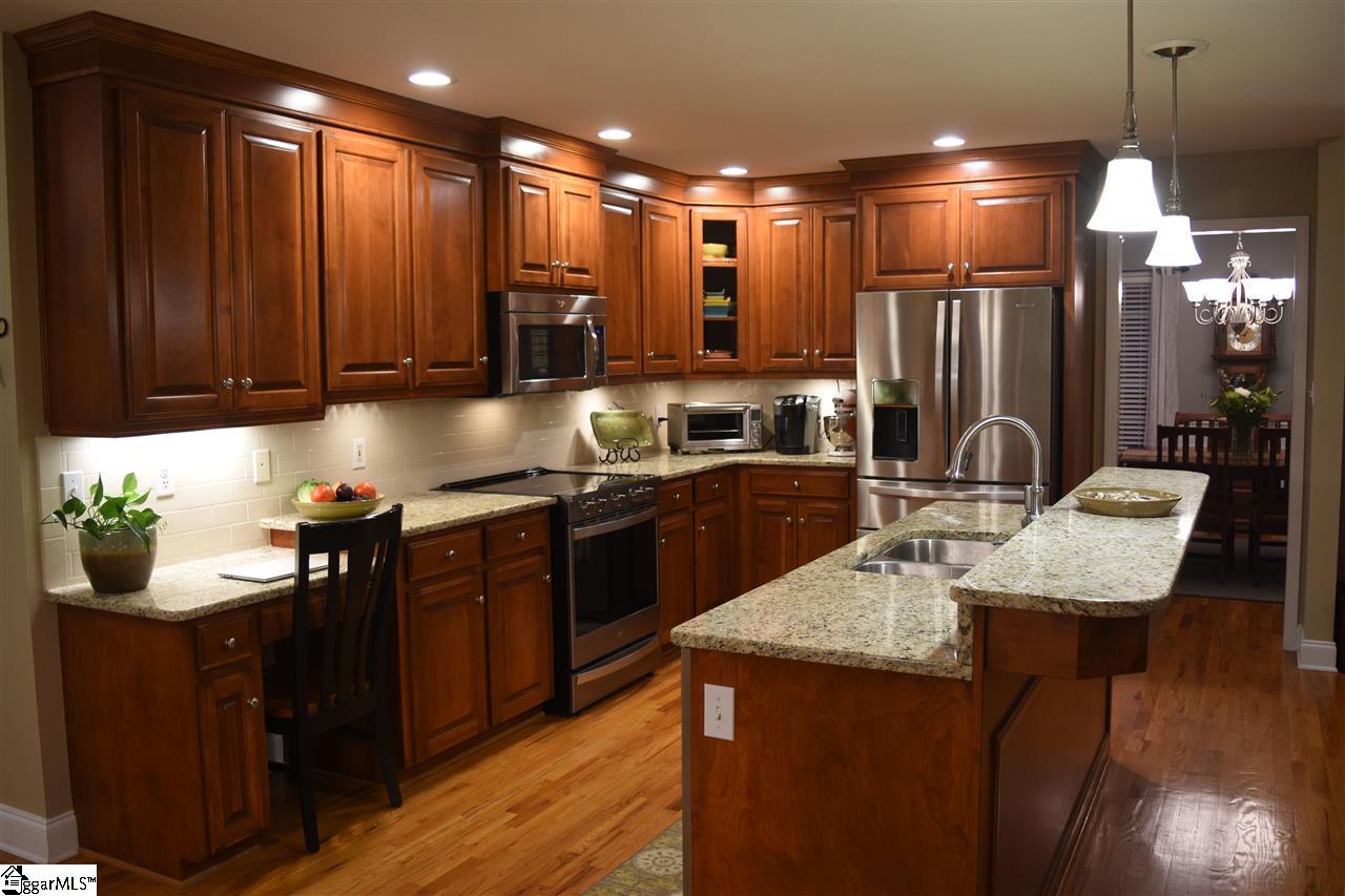 116 Stonehedge Drive Inman, SC 29349 - Photo 8 of 29 Gallery Image 8