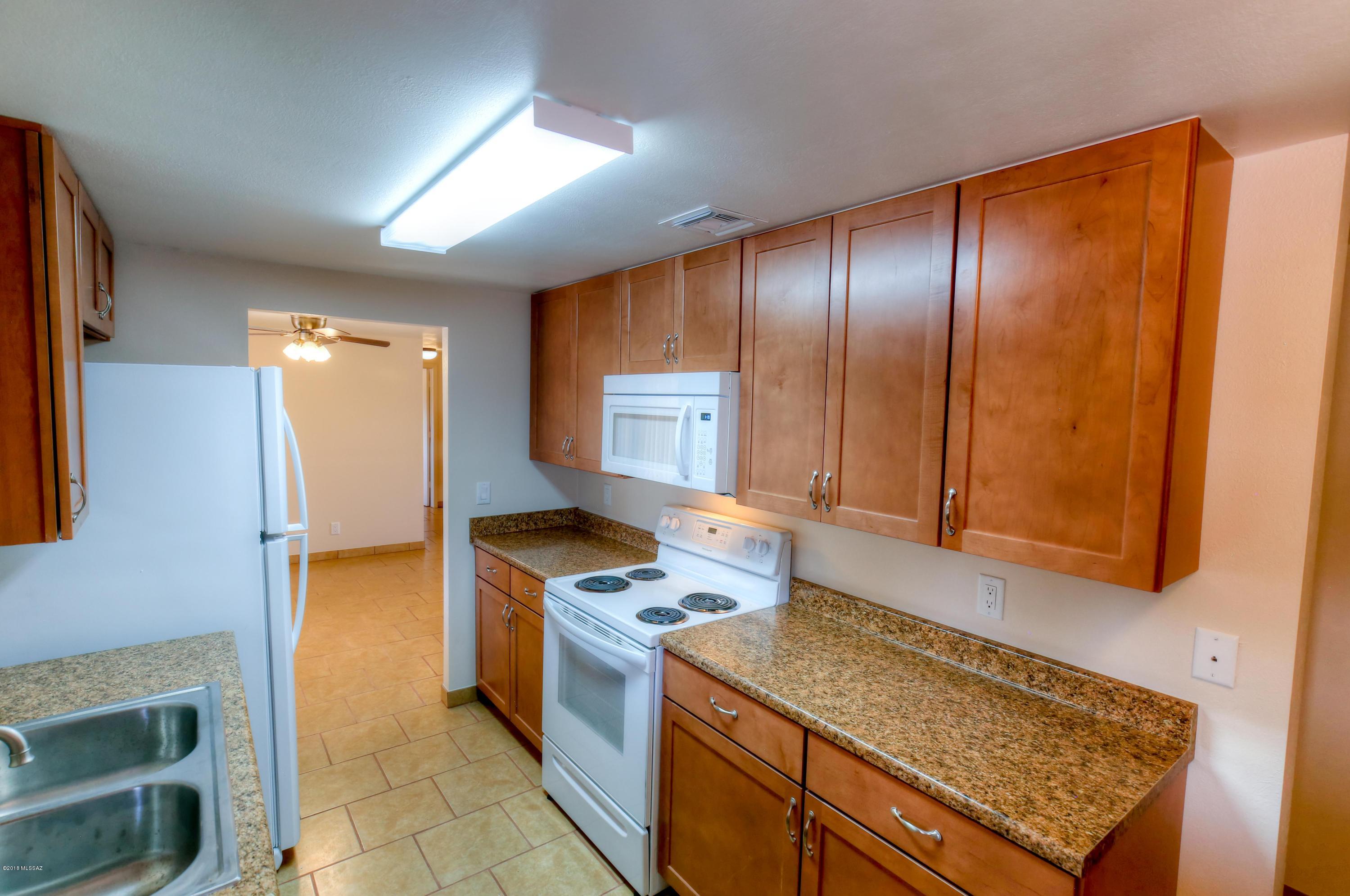 6006 East Hermans Road, Unit 2 Tucson, AZ 85756 - Photo 4 of 25