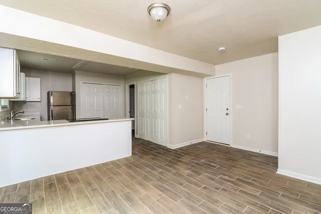 $2,410 | 517 Benson Hurst Drive Southwest, Mableton, GA 30126