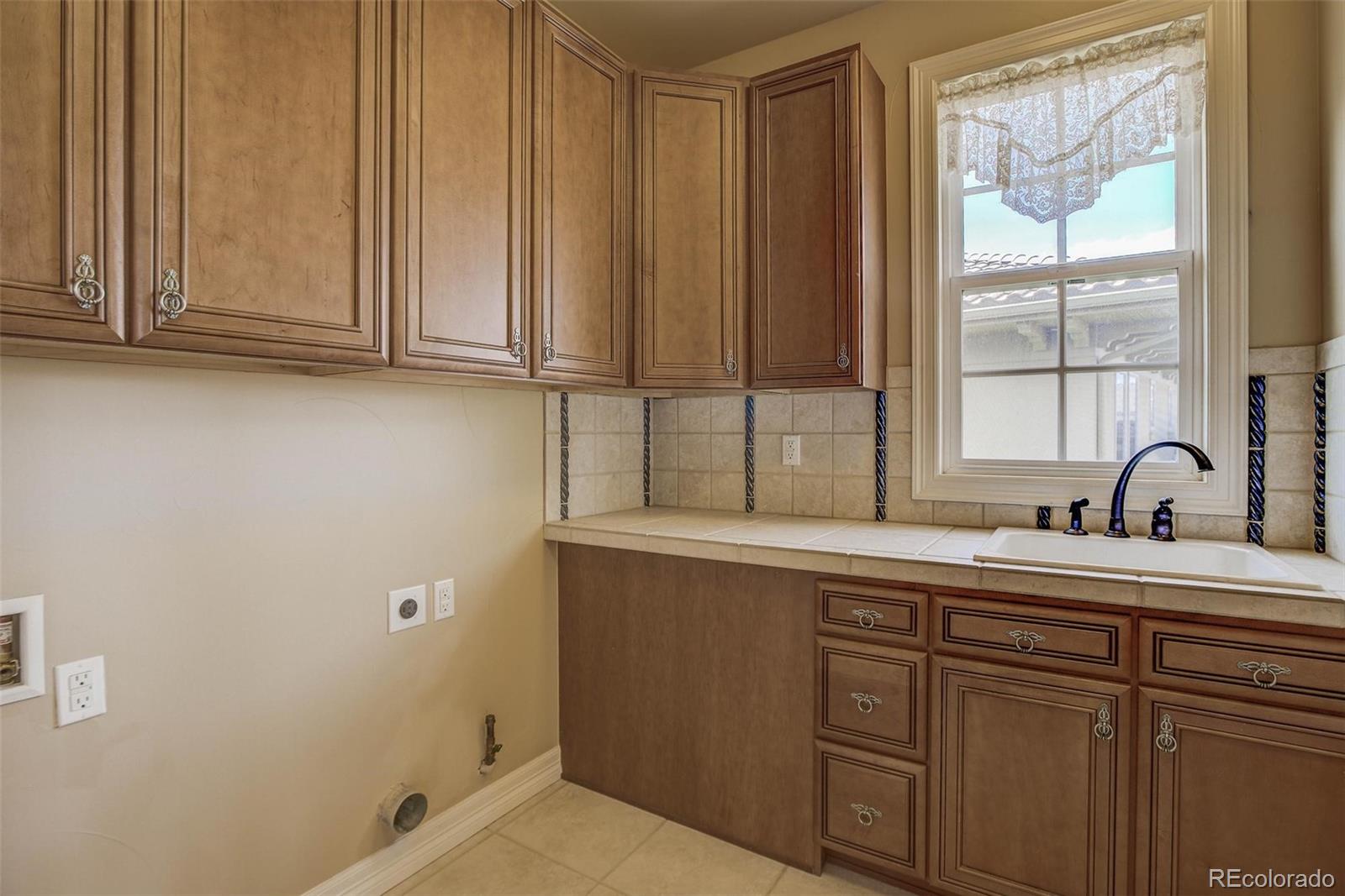 2322 Spruce Way Denver, CO 80238 - Photo 25 of 35