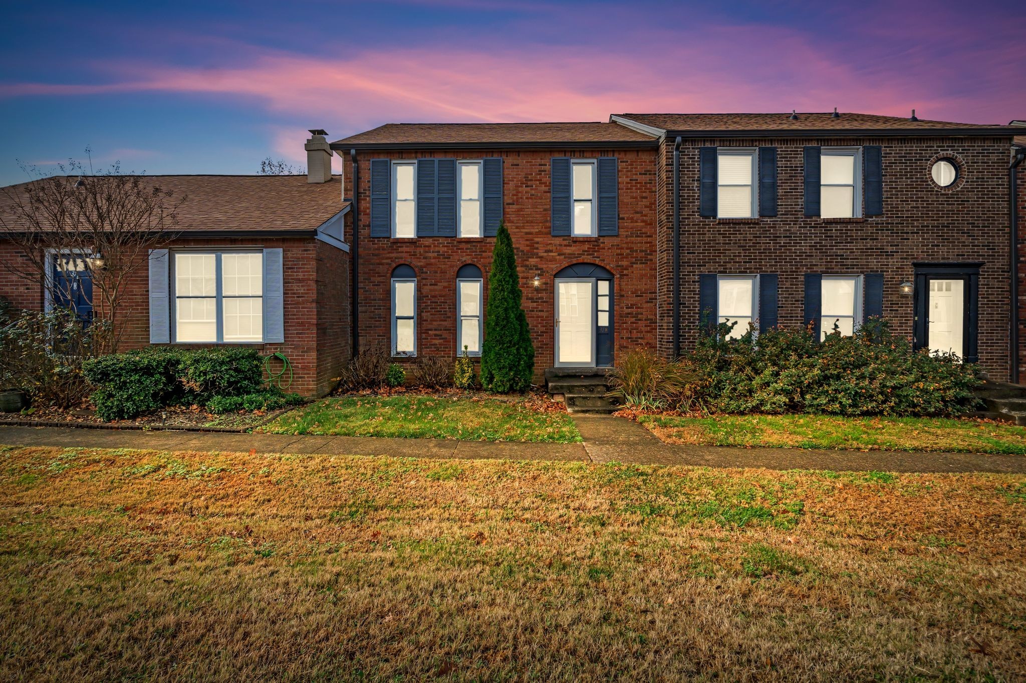 318 Huntington Ridge Drive Nashville, TN 37211 - Photo 1 of 29 a front view of a house with garden