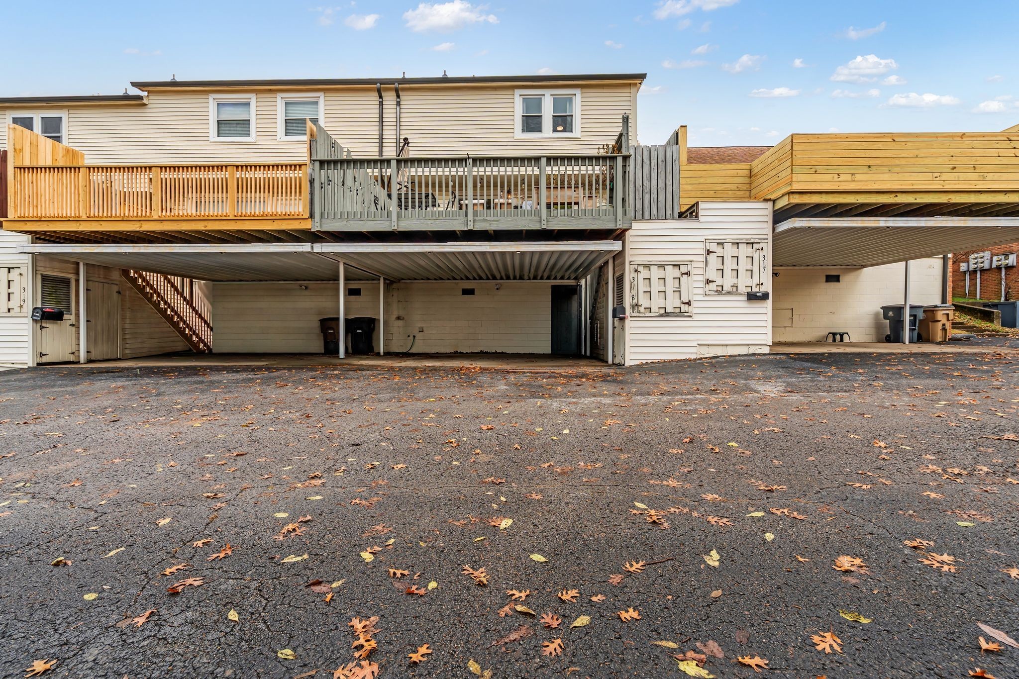 318 Huntington Ridge Drive Nashville, TN 37211 - Photo 27 of 29 a view of a building