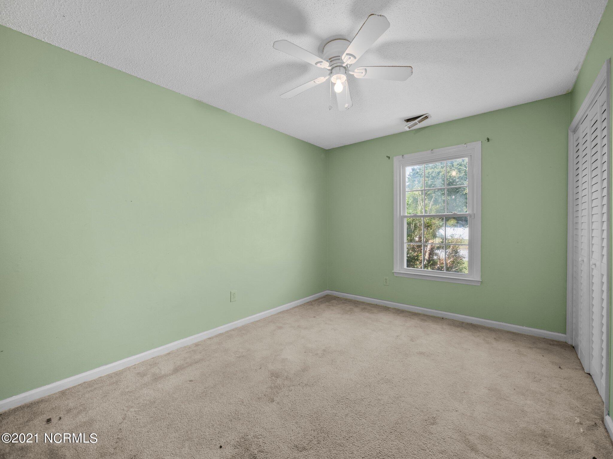 318 Quail Ridge Road Jacksonville, NC 28546 - Photo 26 of 45 34-web-or-mls-P9100150