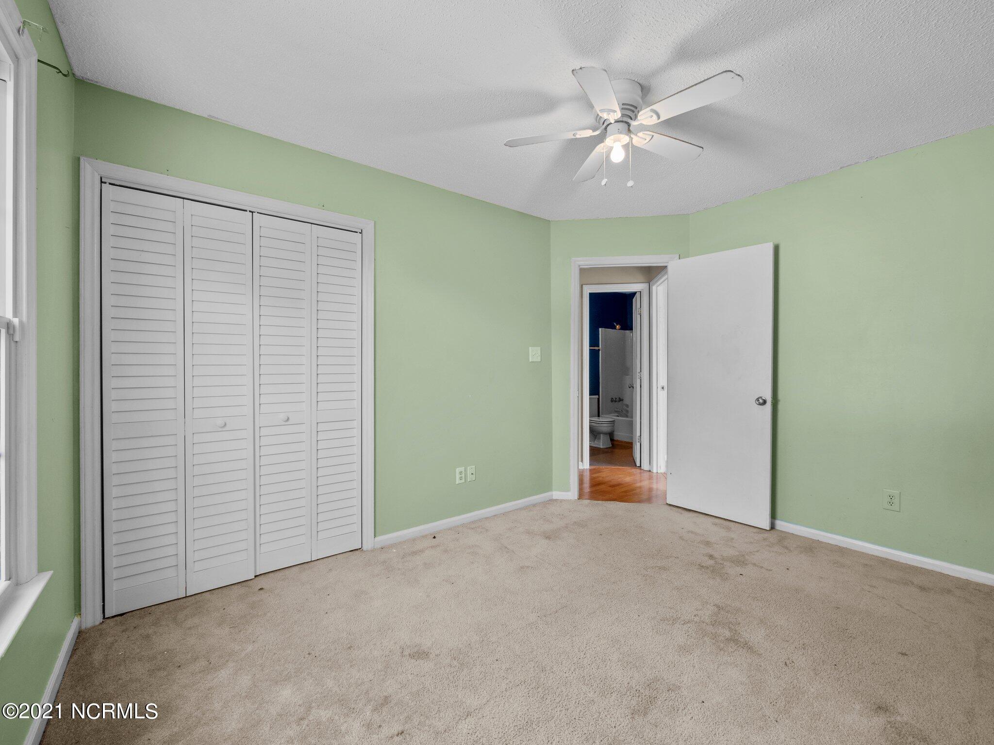 318 Quail Ridge Road Jacksonville, NC 28546 - Photo 27 of 45 35-web-or-mls-P9100155