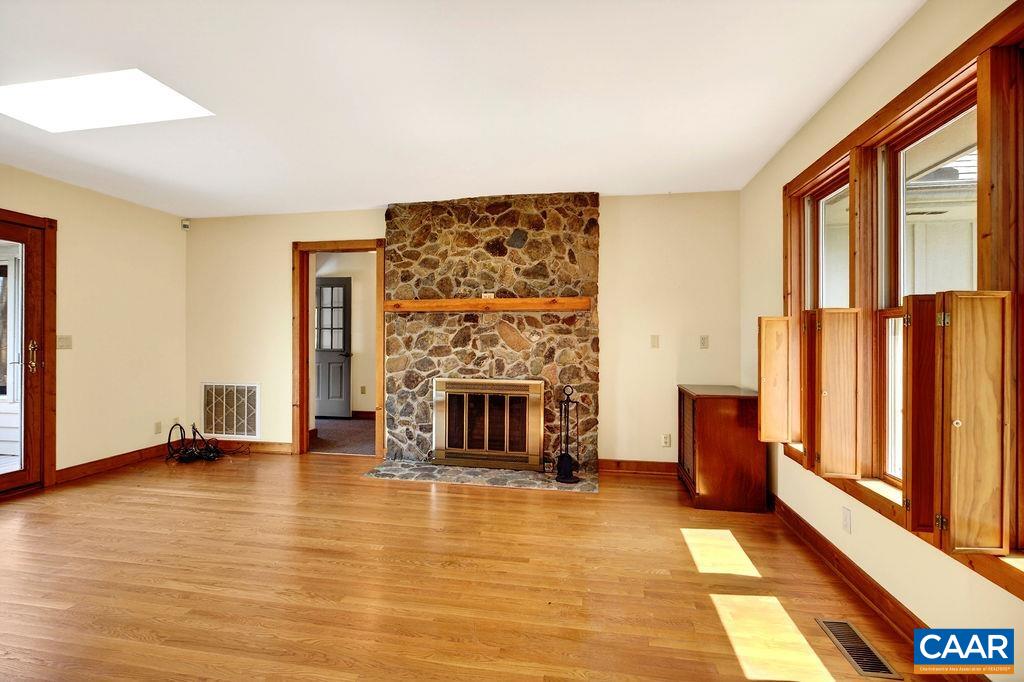 472 Horseshoe Mountain Road Roseland, VA 22967 - Photo 25 of 75