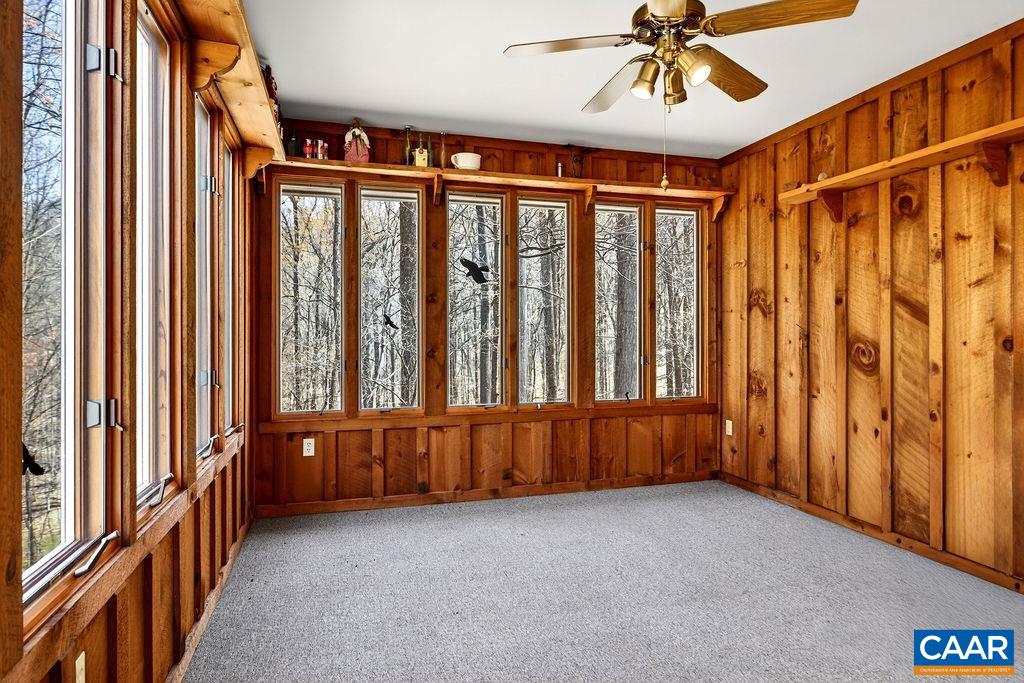472 Horseshoe Mountain Road Roseland, VA 22967 - Photo 37 of 75
