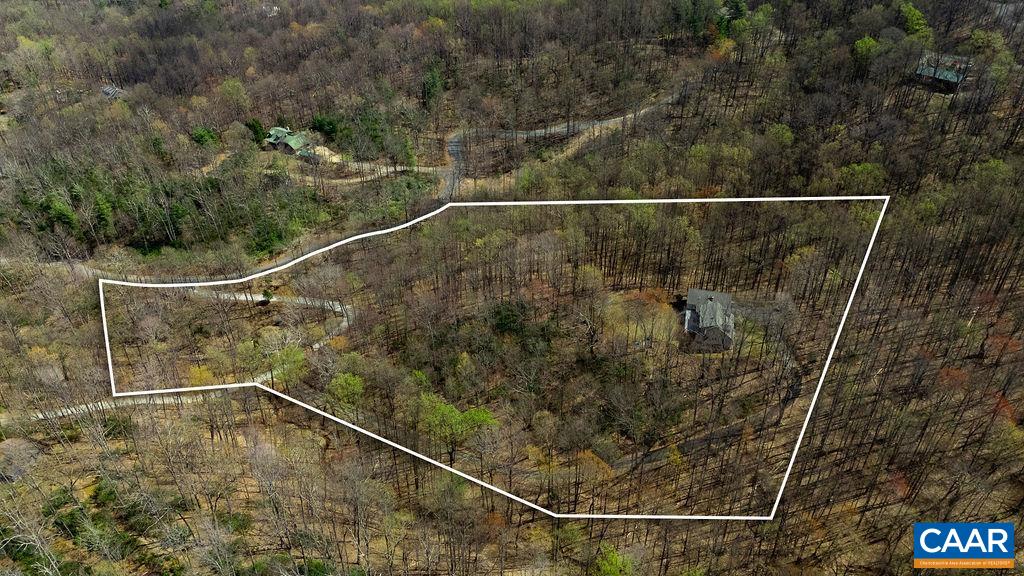 472 Horseshoe Mountain Road Roseland, VA 22967 - Photo 4 of 75
