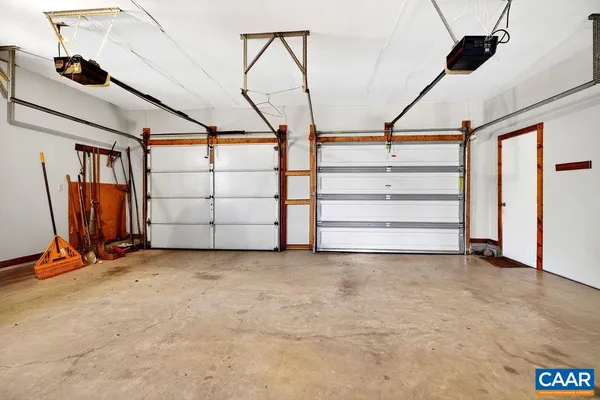 $675,000 | 472 Horseshoe Mountain Road, Roseland, VA 22967