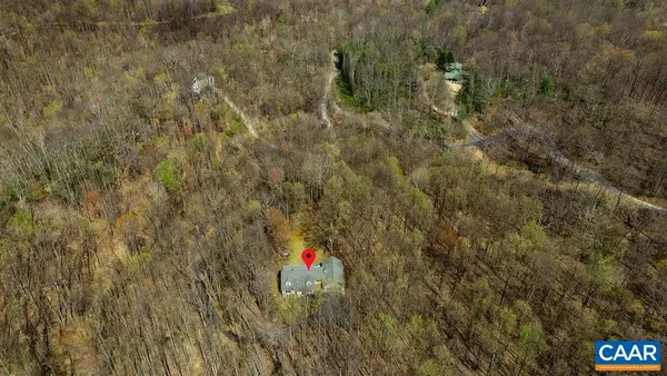 $675,000 | 472 Horseshoe Mountain Road, Roseland, VA 22967