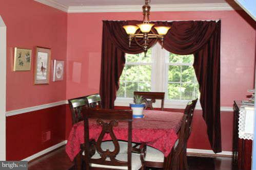 4521 Flintstone Road Alexandria, VA 22306 - Photo 9 of 20 Dining Room