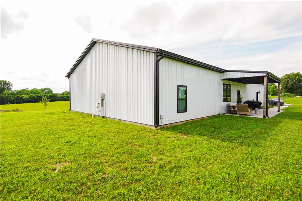 8009 South Enochs Mills Road Grain Valley, MO 64029 - Photo 45 of 47