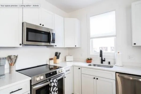 $2,300 | 8 Enon Street, Unit 103, Beverly, MA 01915