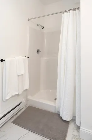 $2,300 | 8 Enon Street, Unit 103, Beverly, MA 01915