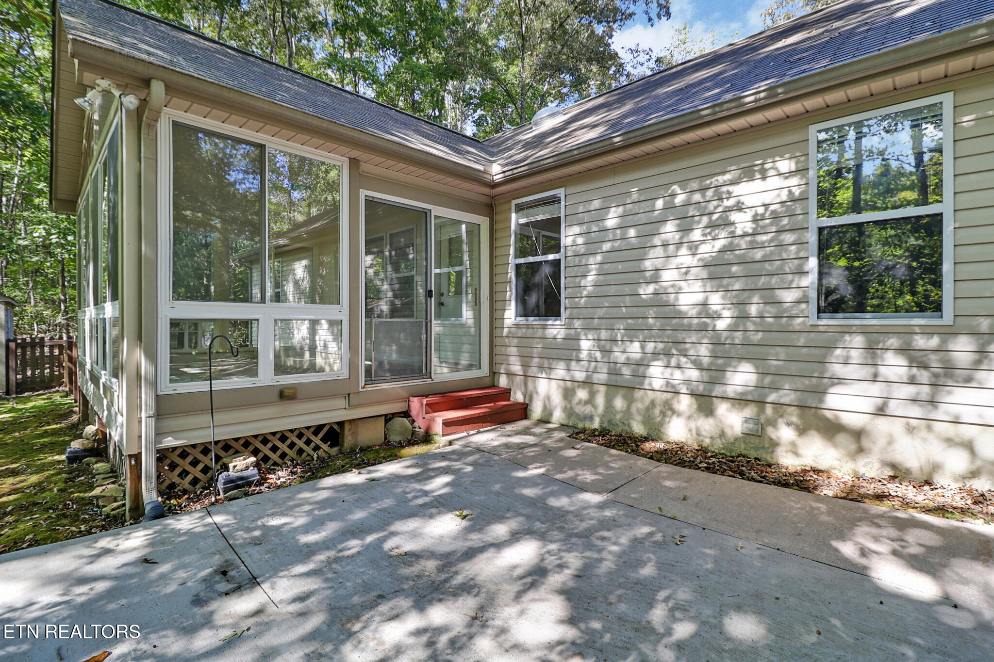 113 Devon Road Crossville, TN 38558 - Photo 13 of 34 n44a1833-n44a1837